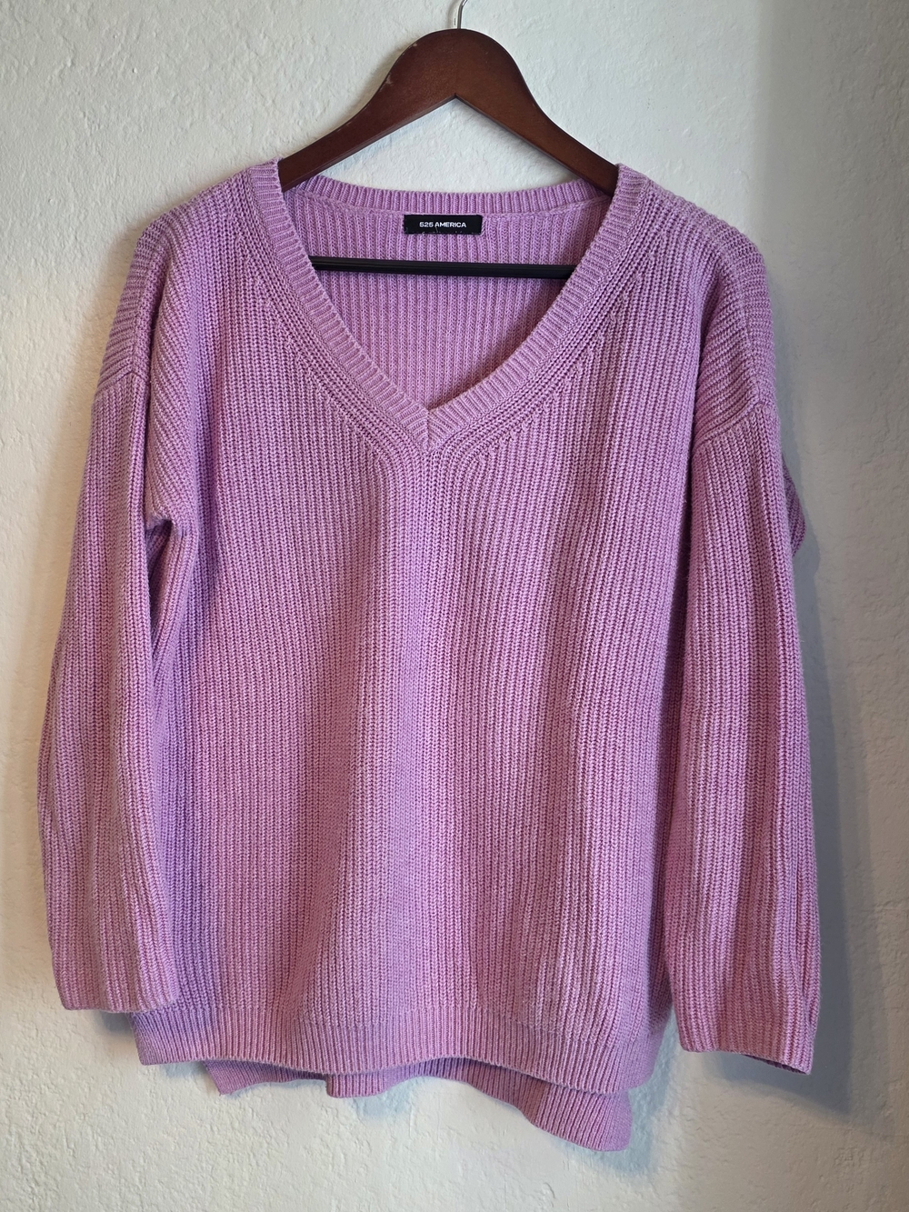 525 America Women's Lavender V-Neck Cotton Fisherman Oversize Knit Sweater
